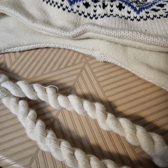 Roots Knit Hat Blue White Design Braided Ties Tassel Winter One Size Womens Wool - Picture 4 of 9